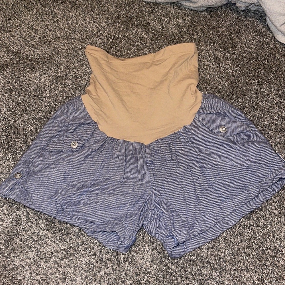 MOTHERHOOD MATERNITY SHORTS